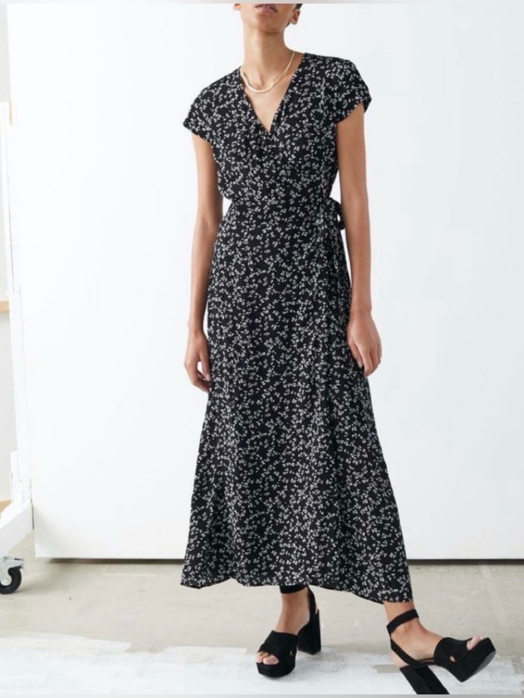 & Other Stories Floral Wrap Dress | Us 4